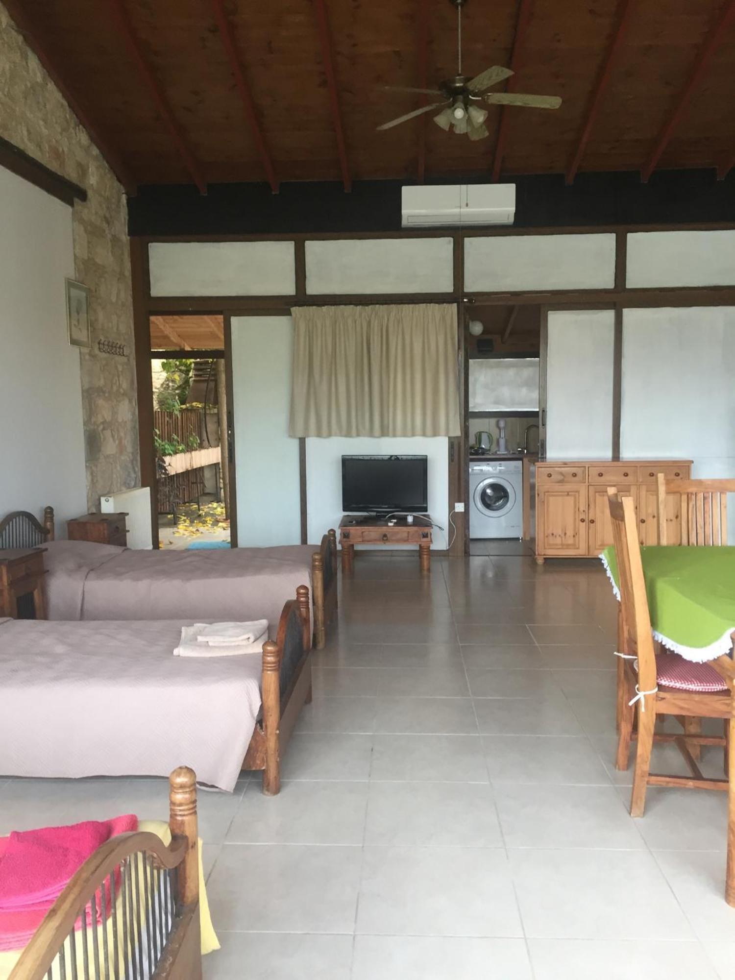 Studio With View In Polis Area Simou Ngoại thất bức ảnh